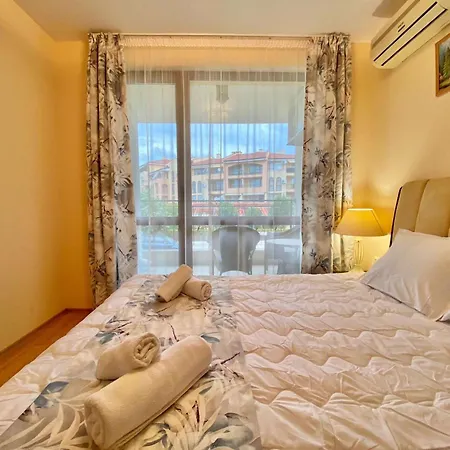 Apartman Cozy 1-bedroom In Royal Bay By Menada